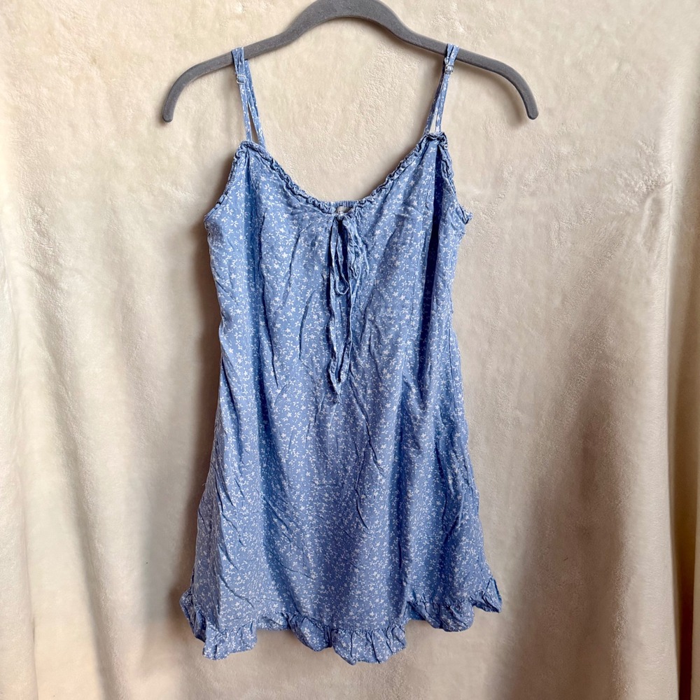 Dress Forum LA Sz S Blue Ditsy Floral Smocked Spaghetti Straps Mini Dress Ruffle